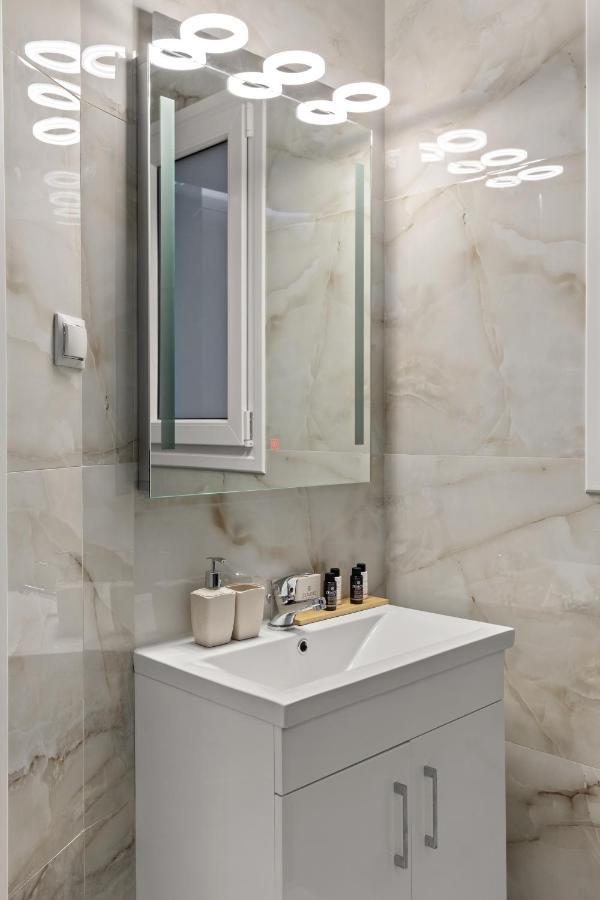 Athens Warehouse Boutique Hotel & Suites Buitenkant foto