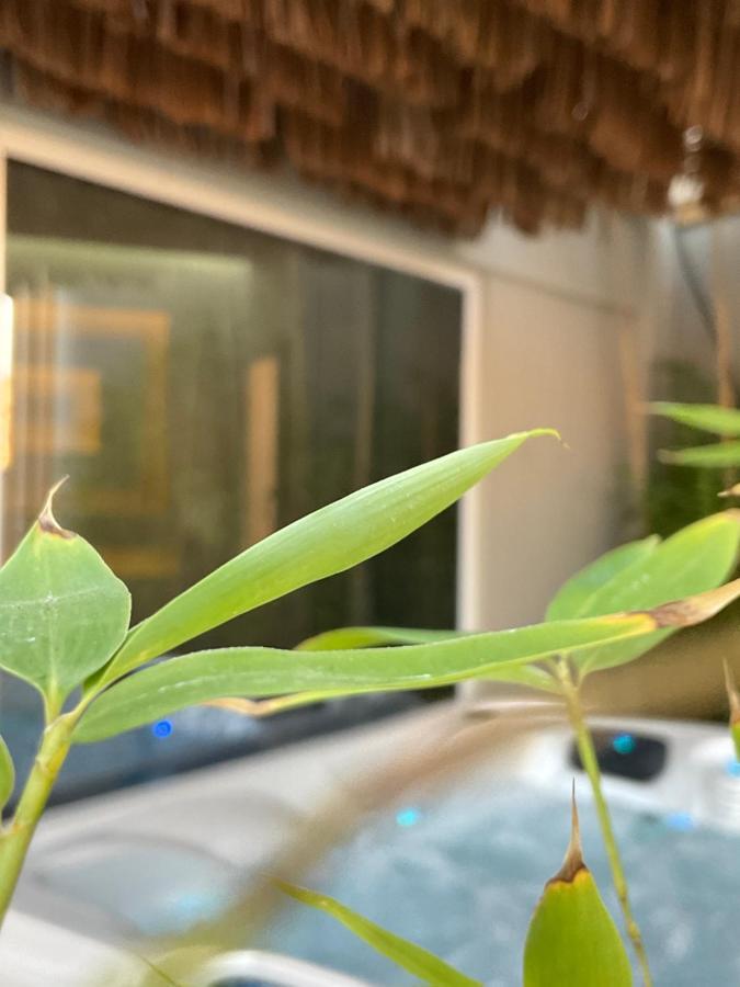 Athens Warehouse Boutique Hotel & Suites Buitenkant foto