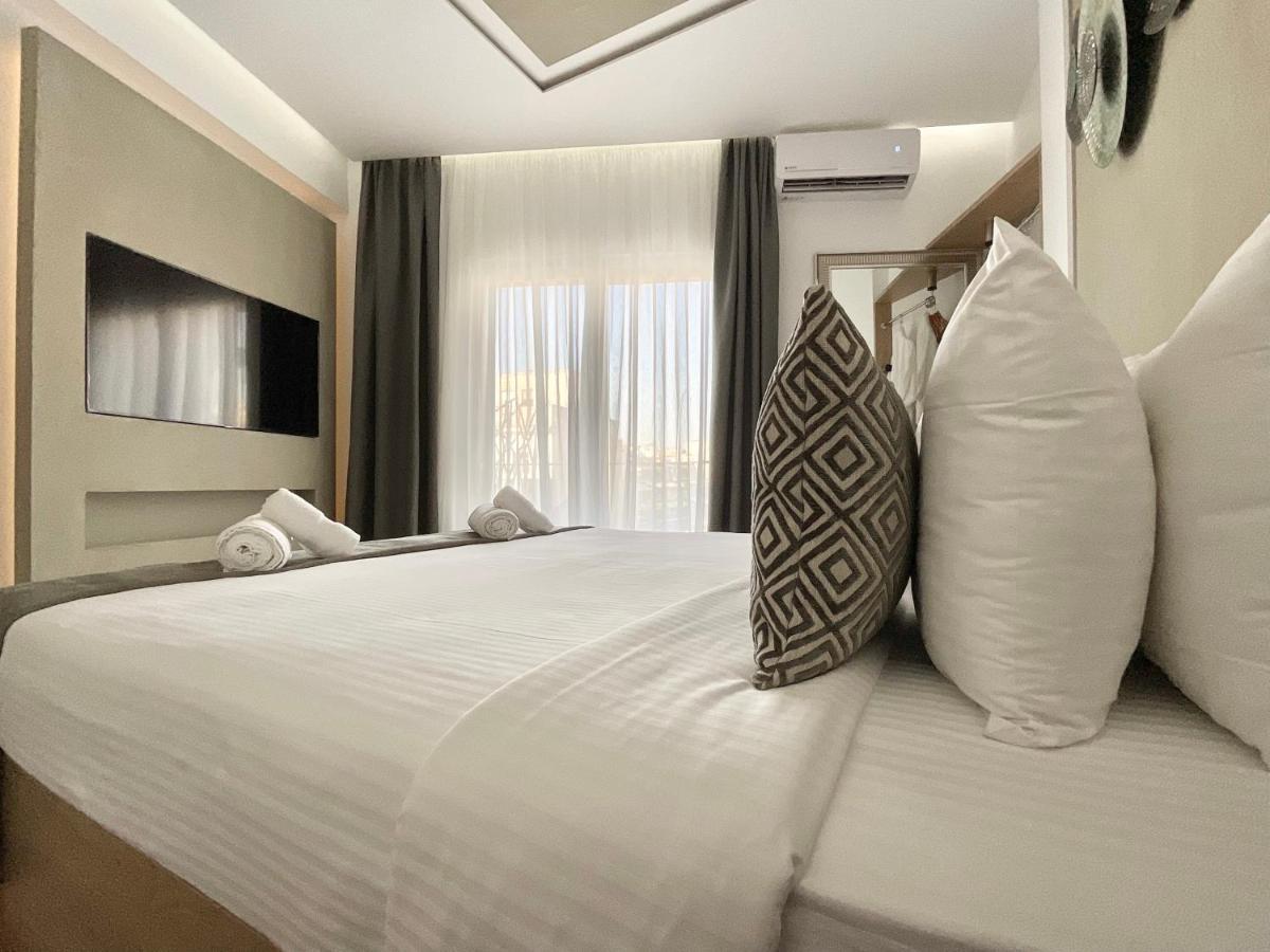 Athens Warehouse Boutique Hotel & Suites Buitenkant foto